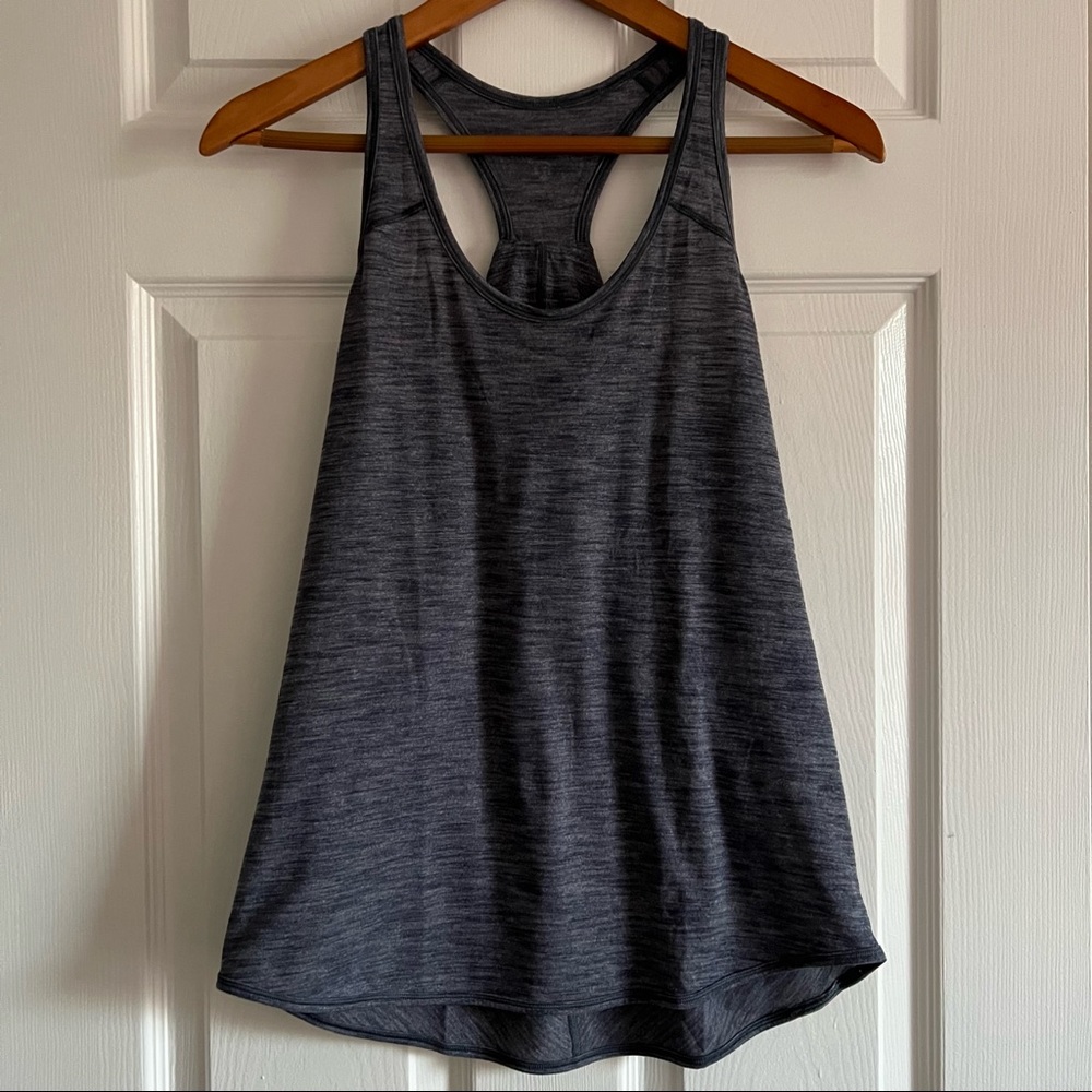 Lululemon Essential Tank in navy blue